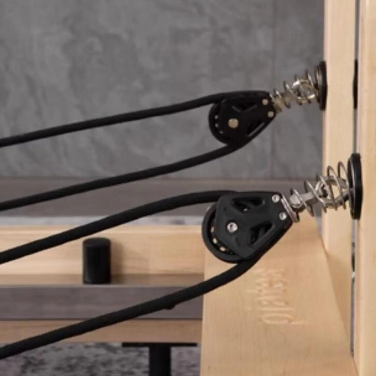 Pilates Reformer Pull Rope Belt – Professional Hardware Strap for Core Bed, Seated Balance & Wrist Training