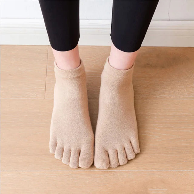 Five-Toe Non-Slip Pilates Socks for Women – Silicone Grip product image