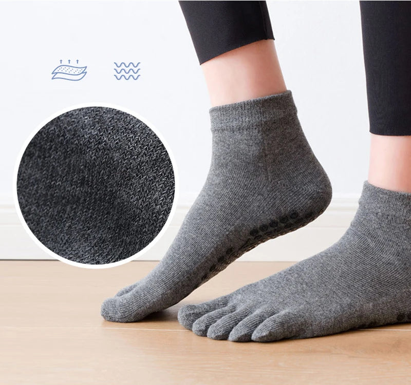Five-Toe Non-Slip Pilates Socks for Women – Silicone Grip product image