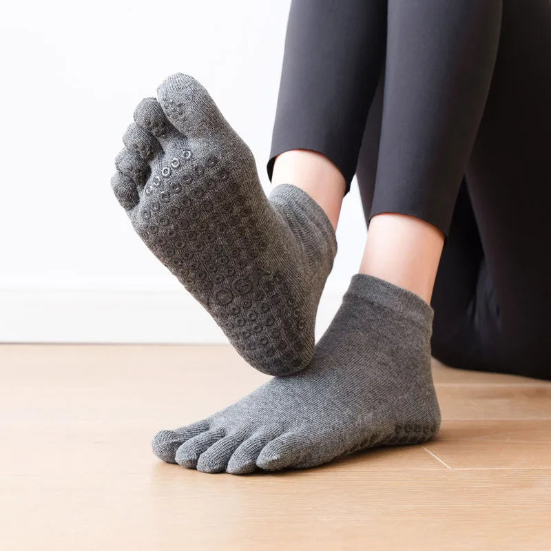 Five-Toe Non-Slip Pilates Socks for Women – Silicone Grip product image